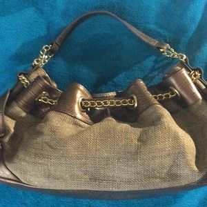 Cache handbag